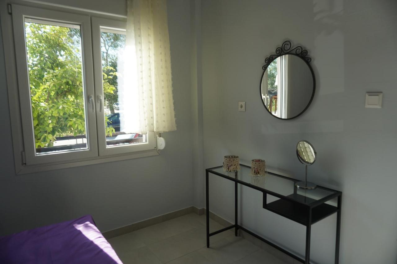 Park View Apartment In Paralia Dionisiou Exterior photo