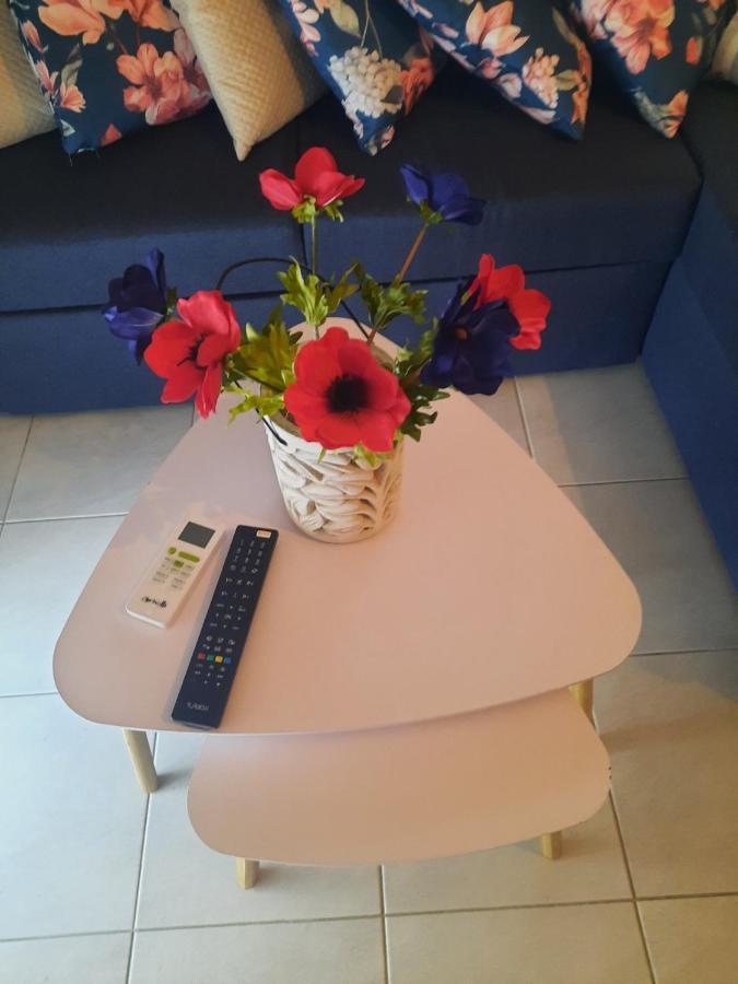 Park View Apartment In Paralia Dionisiou Exterior photo